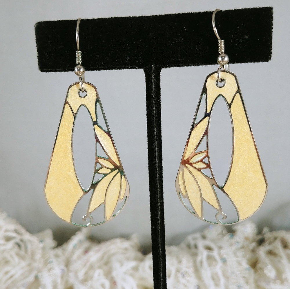 Vintage enamel tan colored hanging earrings